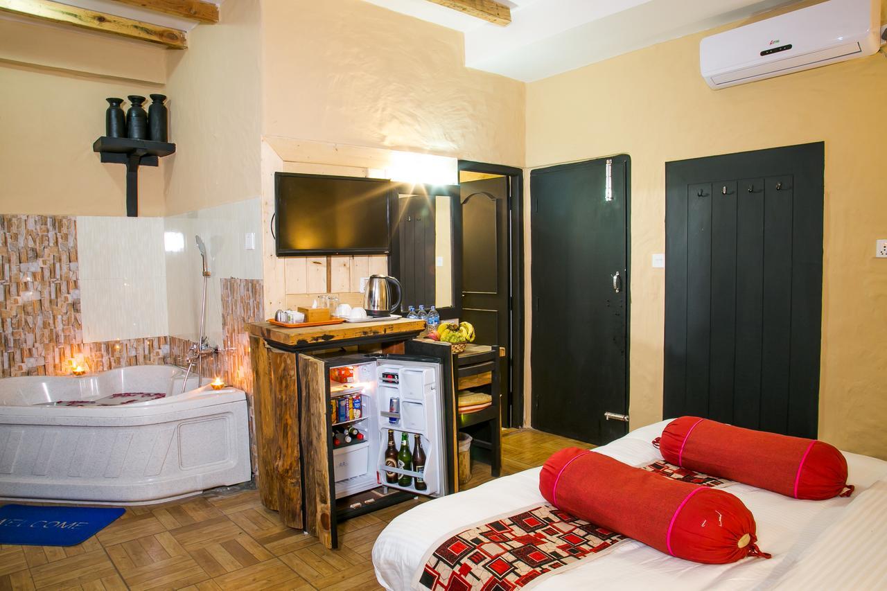 Hotel Tourist Residency Pokhara Eksteriør bilde