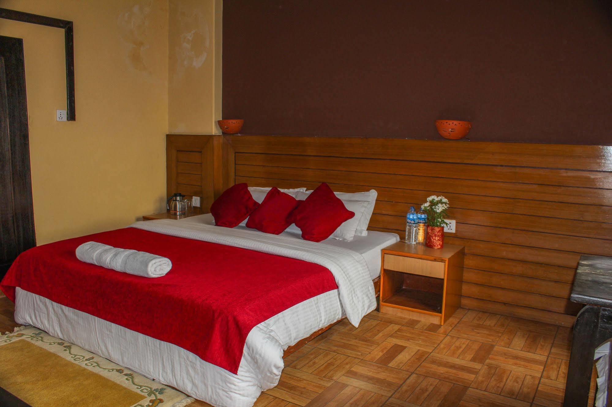 Hotel Tourist Residency Pokhara Eksteriør bilde